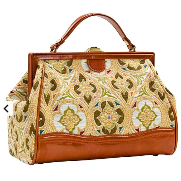 Patricia Nash Handbags - LTD Edition $399 Patricia Nash Discovery Brianza Tan Tapestry Frame Puse